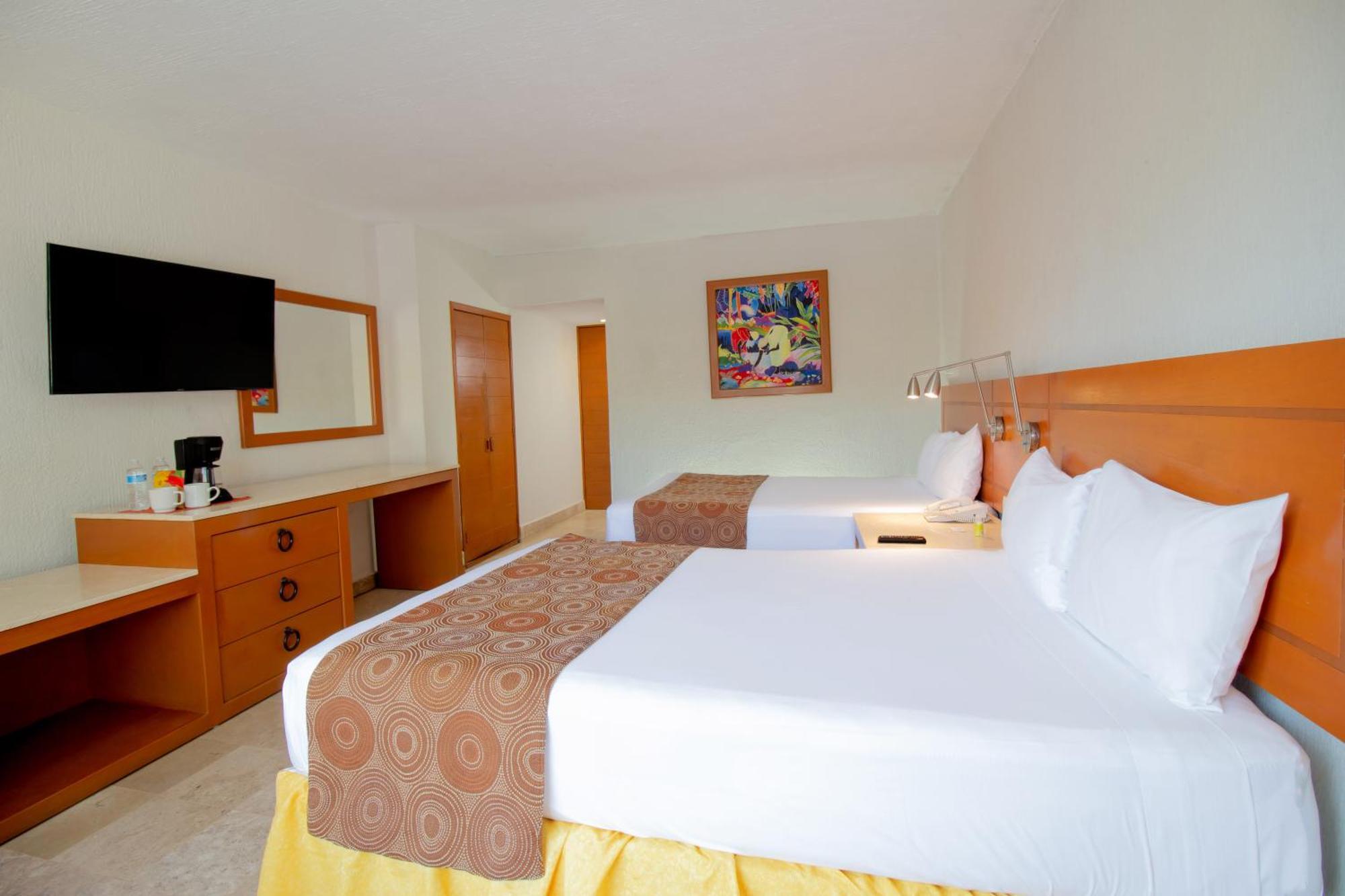 Plaza Pelicanos Club Beach Resort All Inclusive Puerto Vallarta Ngoại thất bức ảnh